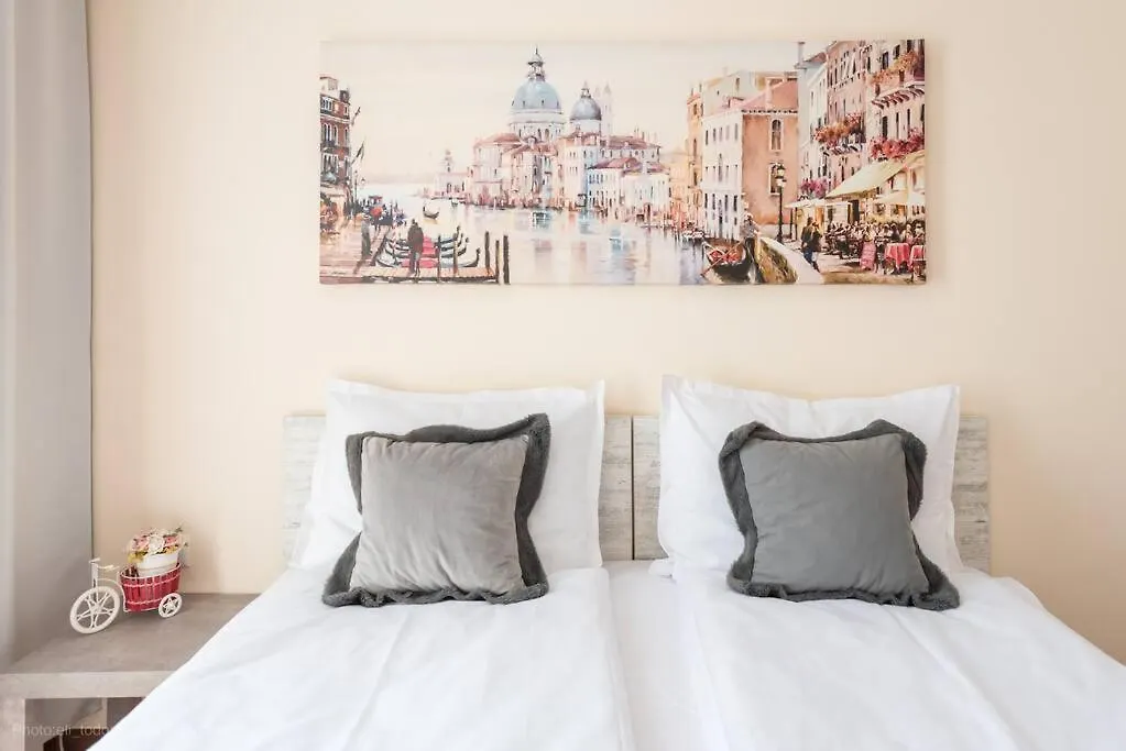Apartmán Bright Place Next To Grand Mall Varna